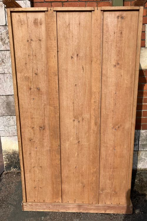 A VICTORIAN PINE 2 DOOR WARDROBE OR PANTRY CUPBOARD - ADDITIONAL PHOTO 2
