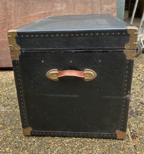 ANTIQUE STEAMER TRUNK - ADDITIONAL PHOTO 1