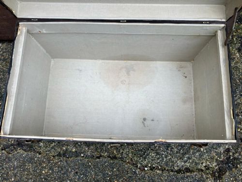 ANTIQUE STEAMER TRUNK - ADDITIONAL PHOTO 5