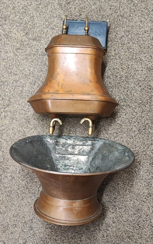 an unusual antique french copper sink and water cistern - CATEGORY: ANTIQUE METAL - DATED 19TH CENTURY