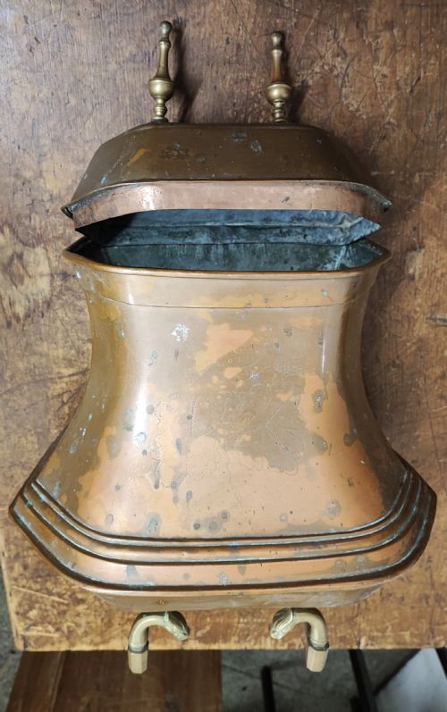 AN UNUSUAL ANTIQUE FRENCH COPPER SINK AND WATER CISTERN - ADDITIONAL PHOTO 14