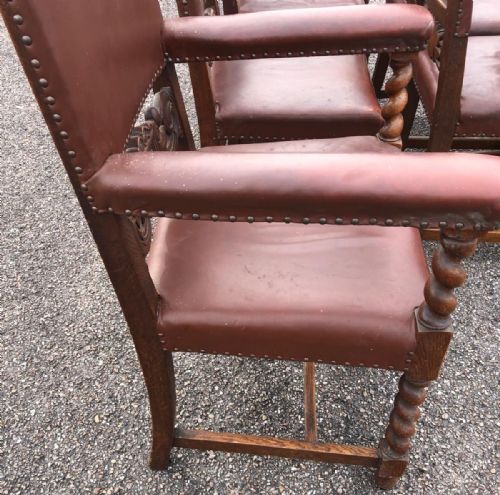 AN ANTIQUE SET OF 8 OAK AND LEATHER CHAIRS IN OAK AND LEATHER - ADDITIONAL PHOTO 3