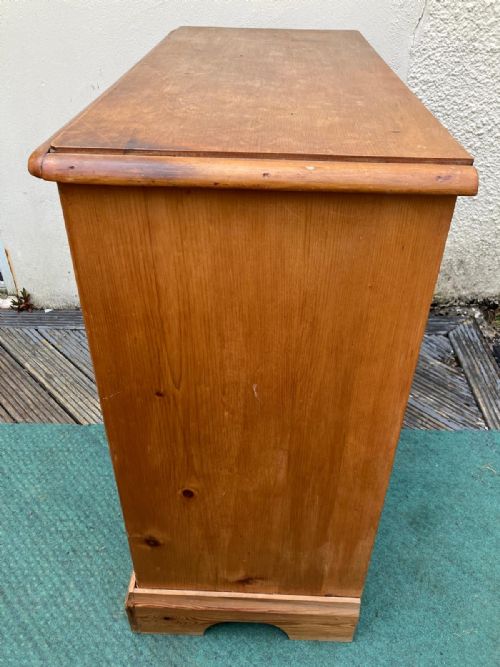 ANTIQUE PINE CHEST OF DRAWERS - ADDITIONAL PHOTO 4