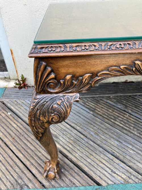 A QUALITY LARGE ANTIQUE CARVED WALNUT COFFEE TABLE - ADDITIONAL PHOTO 2