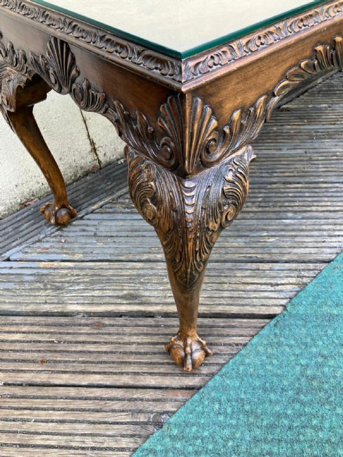 A QUALITY LARGE ANTIQUE CARVED WALNUT COFFEE TABLE - ADDITIONAL PHOTO 4