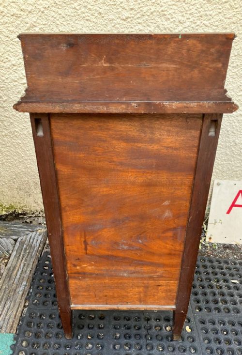 ANTIQUE INLAND MAHOGANY BEDSIDE CABINET - ADDITIONAL PHOTO 3