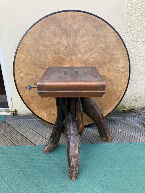antique victorian burr walnut and probably yew tree base grotto or centre table - CATEGORY: ANTIQUE TABLES - DATED VICTORIAN