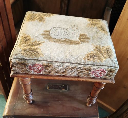CHARMING ANTIQUE MAHOGANY NEEDLEWORK STOOL - ADDITIONAL PHOTO 1