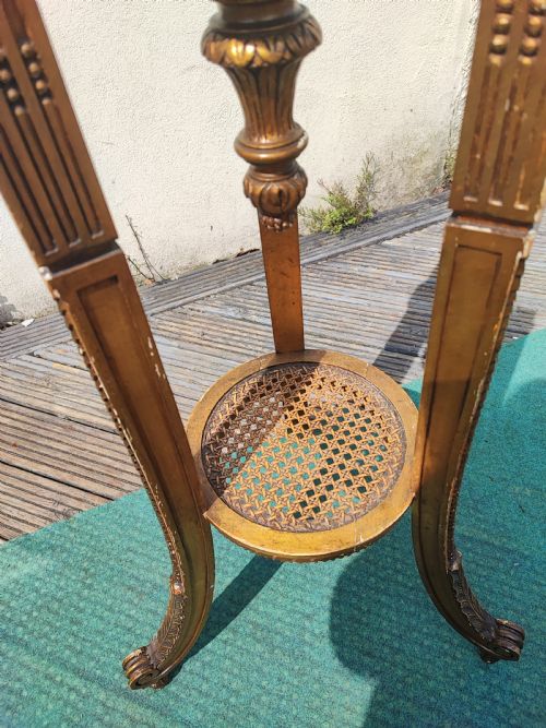 AN ANTIQUE FRENCH CARVED GILTWOOD STANDARD LAMP - ADDITIONAL PHOTO 5