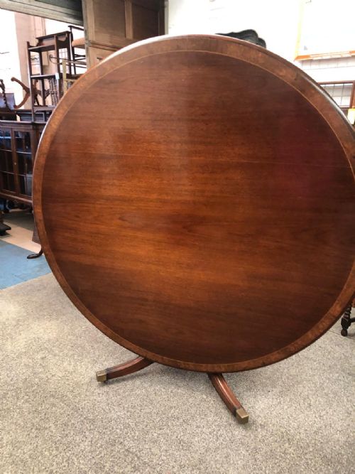 ANTIQUE MAHOGANY CIRCULAR DINING TABLEOF LARGE SCALE IN THE REGENCY STYLE - ADDITIONAL PHOTO 8