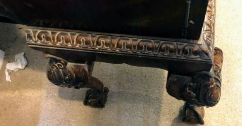 ANTIQUE CARVED MAHOGANY BREAK FRONT BOOKCASEIN THE GEORGE III STYLE - ADDITIONAL PHOTO 4
