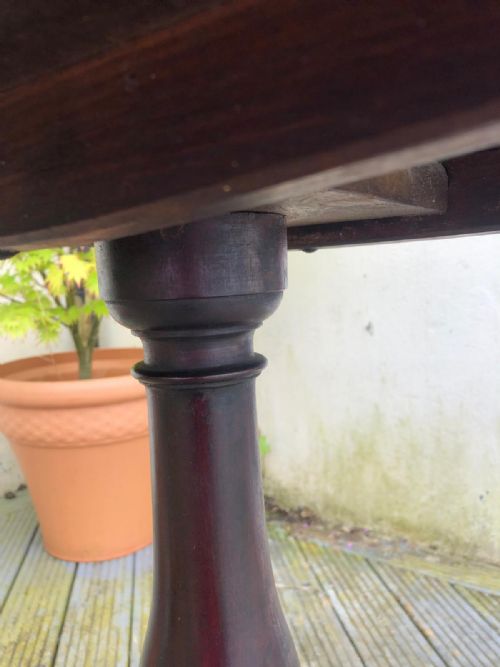 AN ANTIQUE GEORGIAN MAHOGANY TRIPOD TABLE - ADDITIONAL PHOTO 1