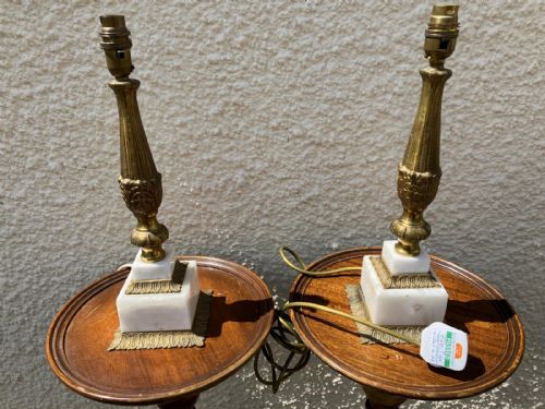 ANTIQUE PAIR OF MARBLE AND BRASS TABLE LAMPS - ADDITIONAL PHOTO 2