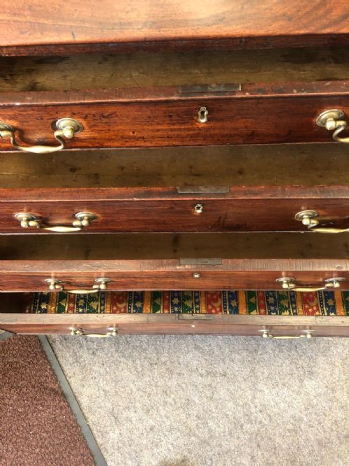 GEORGIAN MAHOGANY BUREAU - ADDITIONAL PHOTO 12