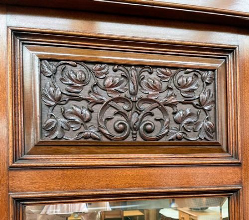 STUNNING VICTORIAN WALNUT COMPACTUM WARDROBE - ADDITIONAL PHOTO 2