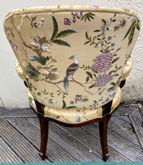 A FINE ANTIQUE MAHOGANY FRENCH HEPPLEWHITE STYLE ARMCHAIR - ADDITIONAL PHOTO 9