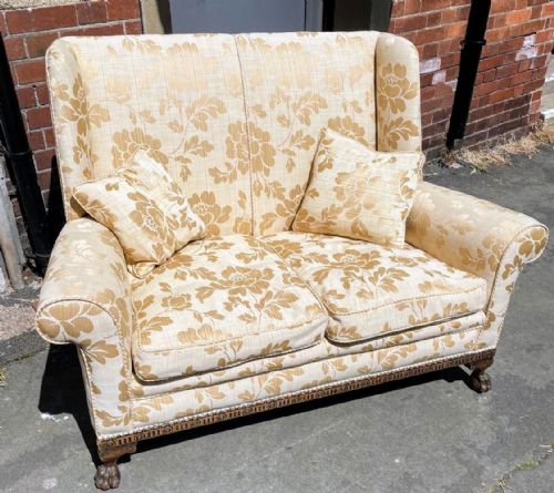 antique carved mahogany two seater settee - CATEGORY: ANTIQUE SOFAS - DATED 1900