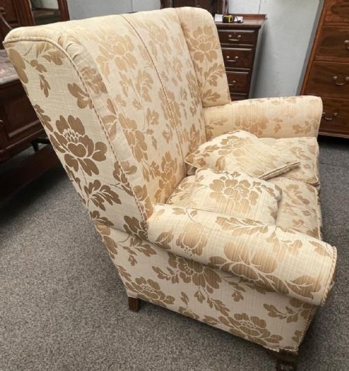 ANTIQUE CARVED MAHOGANY TWO SEATER SETTEE - ADDITIONAL PHOTO 2