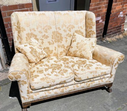 ANTIQUE CARVED MAHOGANY TWO SEATER SETTEE - ADDITIONAL PHOTO 3