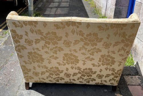 ANTIQUE CARVED MAHOGANY TWO SEATER SETTEE - ADDITIONAL PHOTO 5