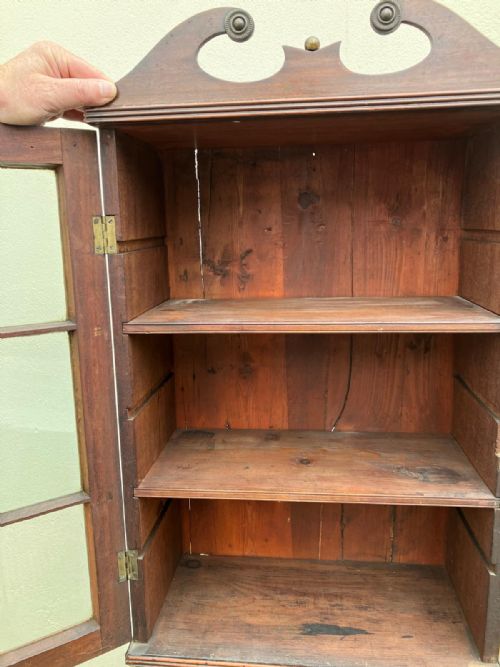 CHARMING REGENCY MAHOGANY HANGING WALL CABINET - ADDITIONAL PHOTO 3