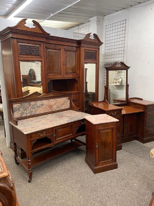 VICTORIAN WALNUT 4 PIECE BEDROOM SUITE - ADDITIONAL PHOTO 4