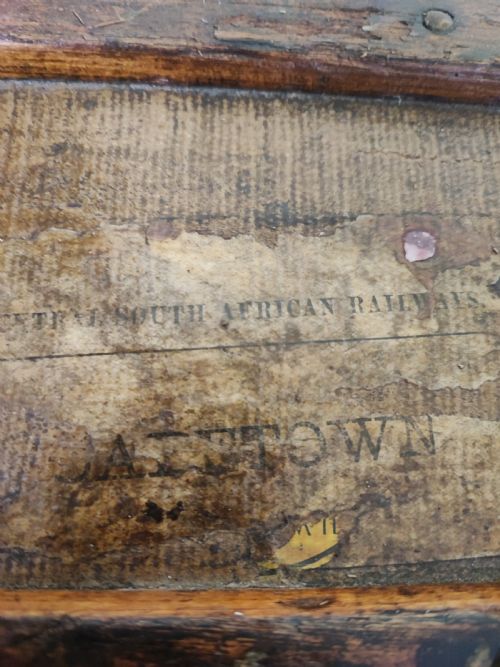 ANTIQUE AMERICAN STAGECOACH AND SHIPPING TRUNK - ADDITIONAL PHOTO 6