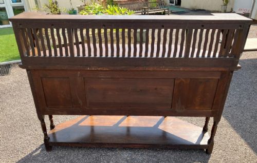 A STUNNING LIBERTY OF LONDON ART'S AND CRAFTS OAK SIDEBOARD - ADDITIONAL PHOTO 8