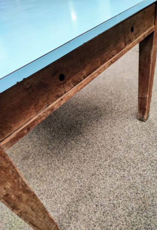 AN ANTIQUE PINE KITCHEN TABLE WITH DUCK EGG BLUE FORMICA TOP - ADDITIONAL PHOTO 17