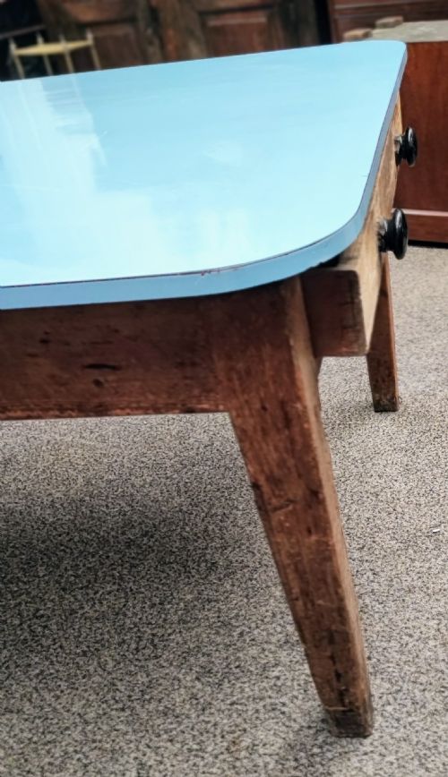 AN ANTIQUE PINE KITCHEN TABLE WITH DUCK EGG BLUE FORMICA TOP - ADDITIONAL PHOTO 18