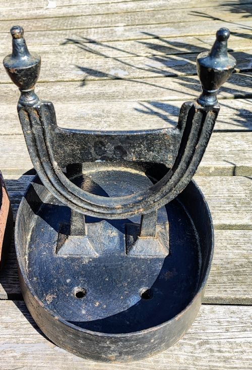 19C CAST IRON BOOT SCRAPER - ADDITIONAL PHOTO 1