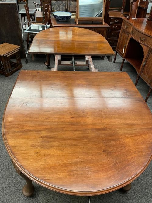 a large antique walnut extending dining table - CATEGORY: ANTIQUE TABLES - DATED 1900