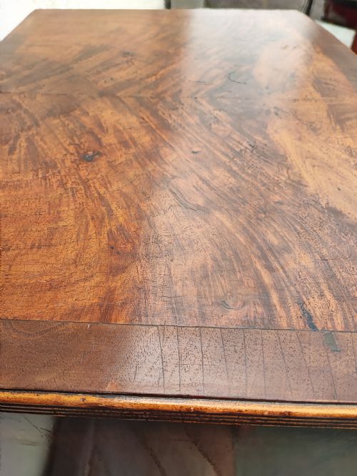 ANTIQUE TALL WALNUT CHEST IN THE GEORGIAN STYLE - ADDITIONAL PHOTO 2