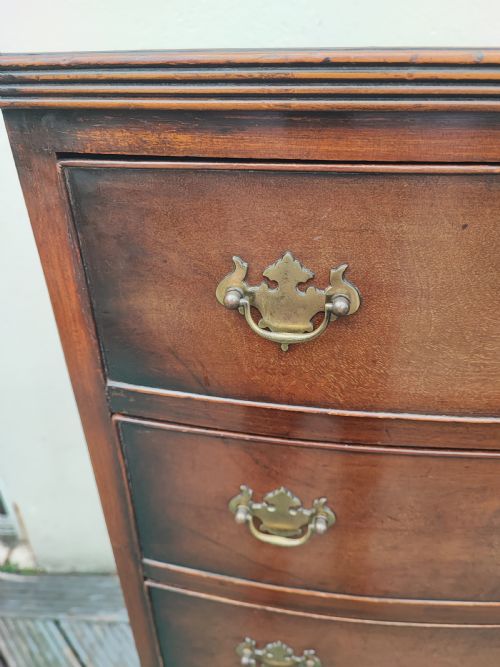 ANTIQUE TALL WALNUT CHEST IN THE GEORGIAN STYLE - ADDITIONAL PHOTO 7