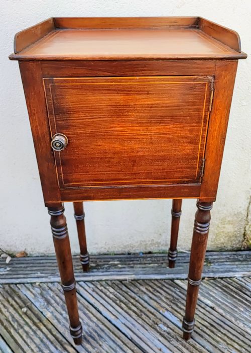 regency mahogany bedside cabinet - CATEGORY: ANTIQUE CUPBOARDS - DATED REGENCY