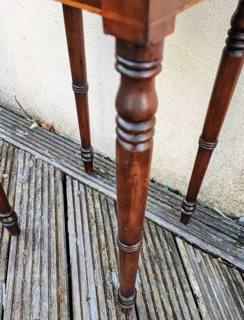 REGENCY MAHOGANY BEDSIDE CABINET - ADDITIONAL PHOTO 3