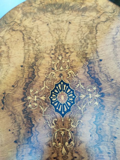 A STUNNING VICTORIAN BURR WALNUT WORK OR SEWING TABLE - ADDITIONAL PHOTO 10