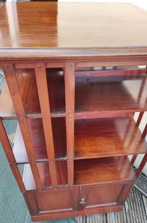 A QUALITY AND LARGE SIZE VICTORIAN MAHOGANY REVOLVING BOOKCASE - ADDITIONAL PHOTO 5