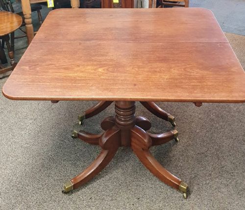 A FINE REGENCY MAHOGANY 2 PILLAR DINING TABLE - ADDITIONAL PHOTO 5