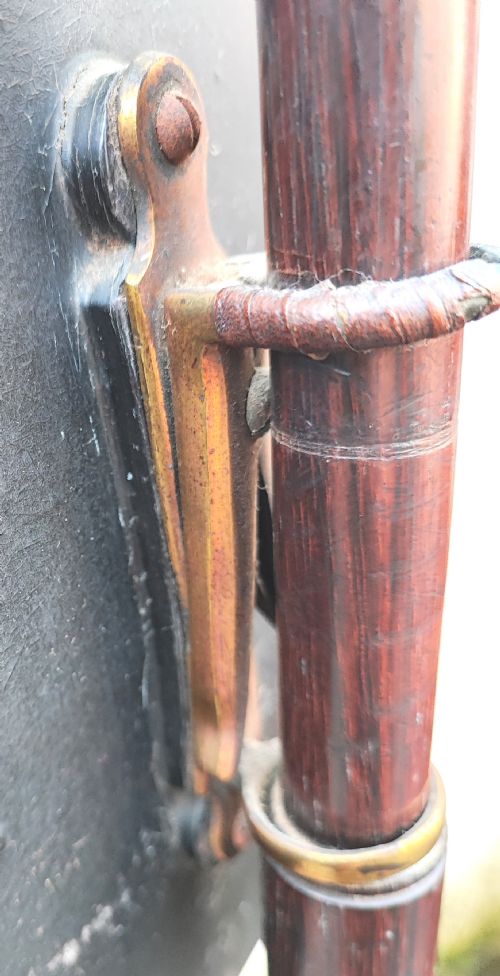 A FINE PAIR OF REGENCY ROSEWOOD POLE SCREENS - ADDITIONAL PHOTO 1