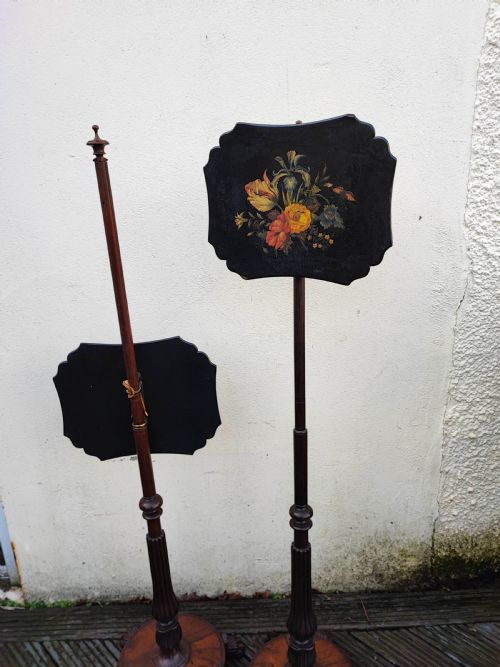 A FINE PAIR OF REGENCY ROSEWOOD POLE SCREENS - ADDITIONAL PHOTO 4