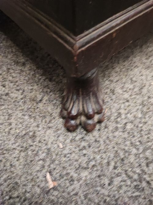 AN ANTIQUE ITALIAN CARVED WALNUT HALL BENCH OR SETTLE - ADDITIONAL PHOTO 2