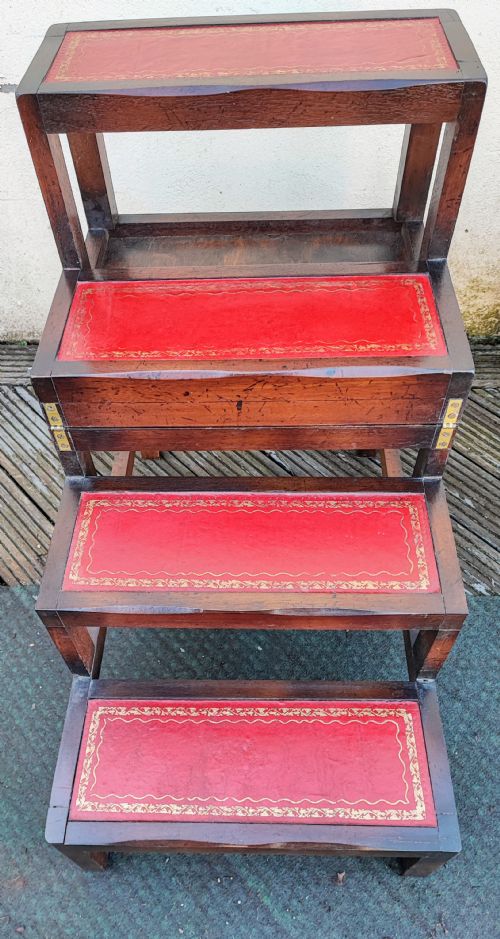 set of metamorphic library steps - CATEGORY: ANTIQUE FURNITURE - DATED 1930