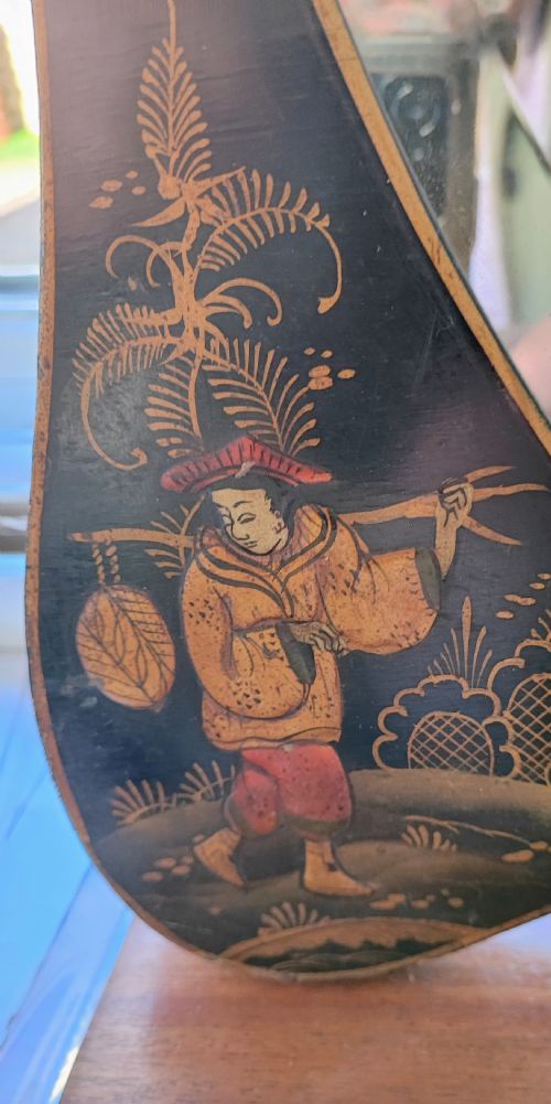 ANTIQUE LACQUERED CHINOISERIE MIRROR - ADDITIONAL PHOTO 3