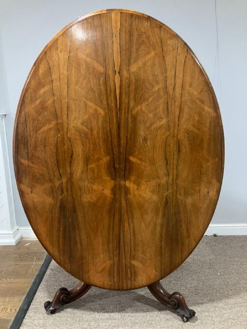 a superb victorian rosewood dining table - CATEGORY: ANTIQUE TABLES - DATED VICTORIAN