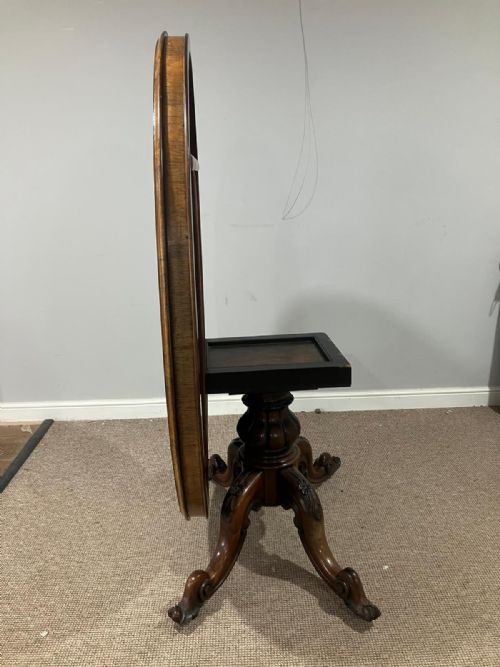 A SUPERB VICTORIAN ROSEWOOD DINING TABLE - ADDITIONAL PHOTO 1