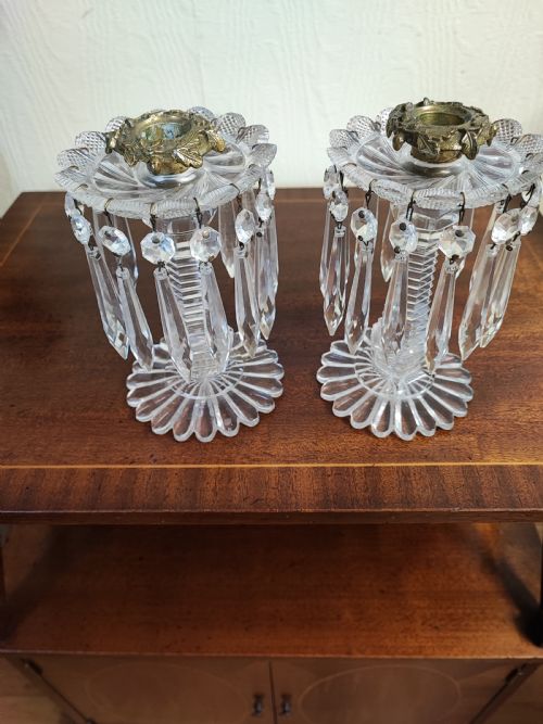 A SMALL PAIR OF REGENCY CUT GLASS AND BRASS CANDLE LUSTERS - ADDITIONAL PHOTO 2