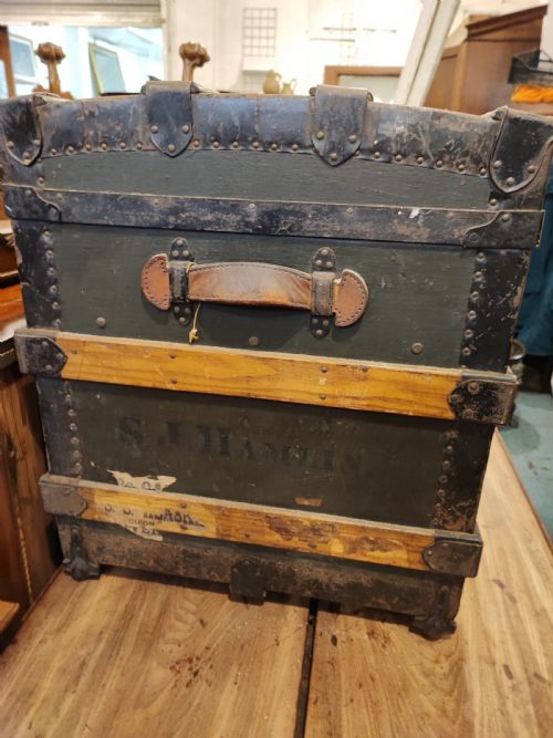 ANTIQUE WOODEN BOUND TRAVEL OR STEAMER TRUNK - ADDITIONAL PHOTO 10
