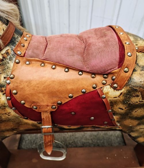 AN LARGE ANTIQUE DAPPLED CARVED AND PAINTED ROCKING HORSE - ADDITIONAL PHOTO 4
