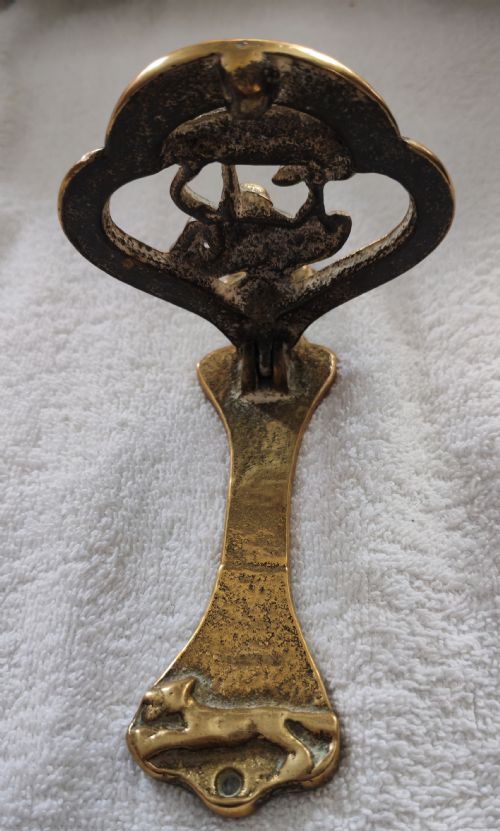 ANTIQUE BRASS DOOR KNOCKER DEPICTING JOHN PEEL - ADDITIONAL PHOTO 1